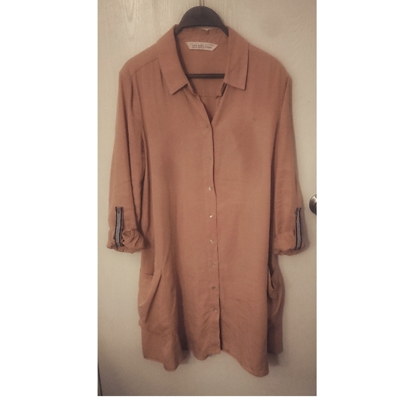 ✨HP✨Zara Dress - Picture 1 of 3